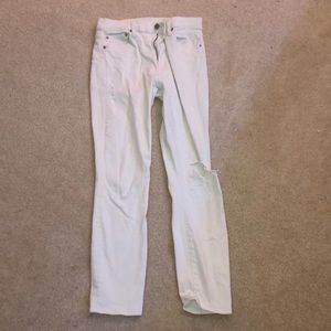 white Gap jeans size 28 regular